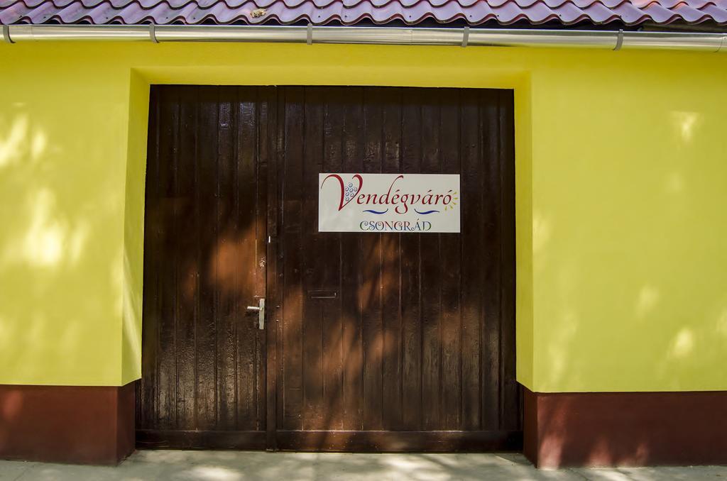 Csongradi Vendegvaro Apartmanok, Szarka Haz Екстер'єр фото