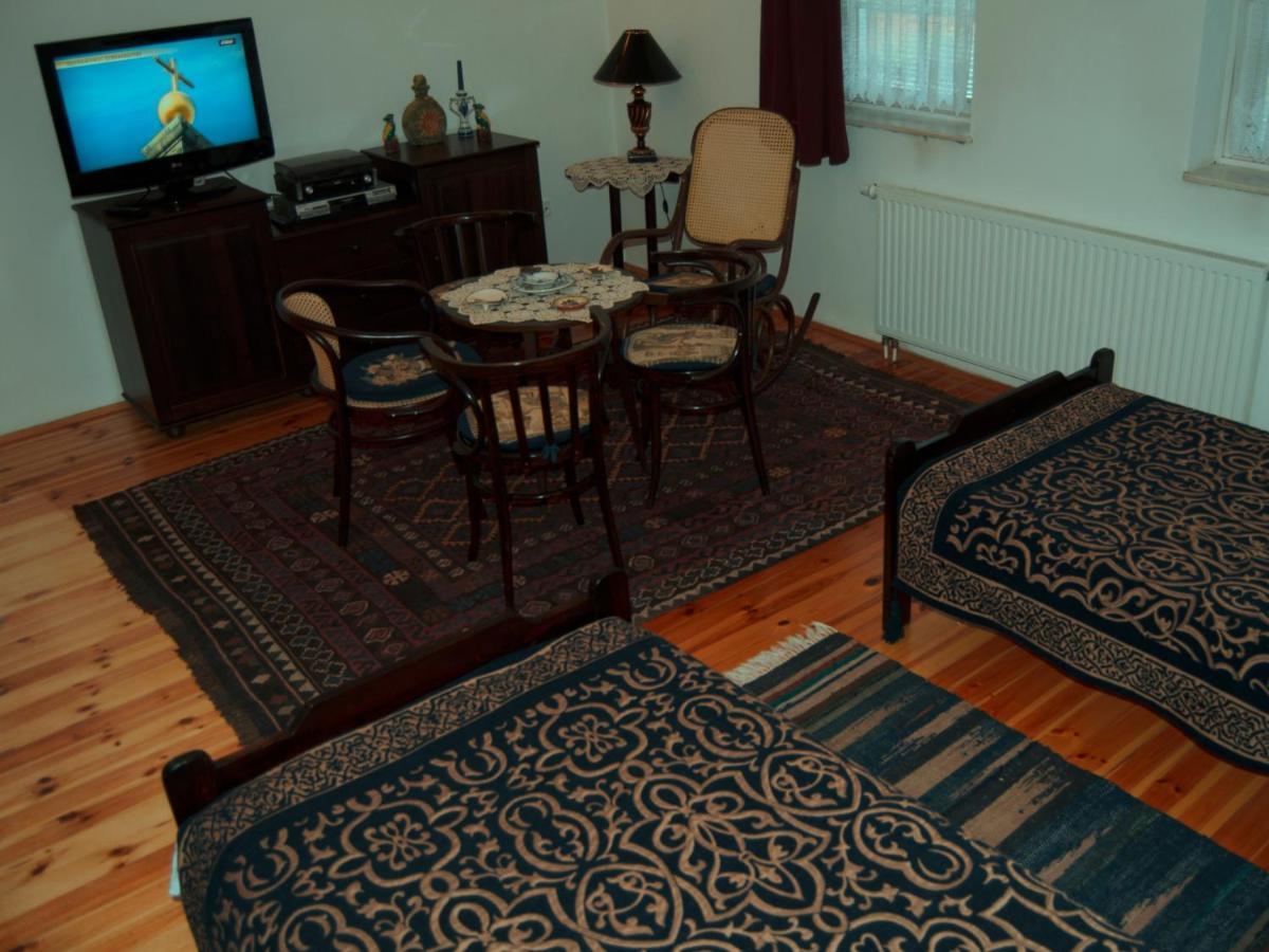 Csongradi Vendegvaro Apartmanok, Szarka Haz Екстер'єр фото
