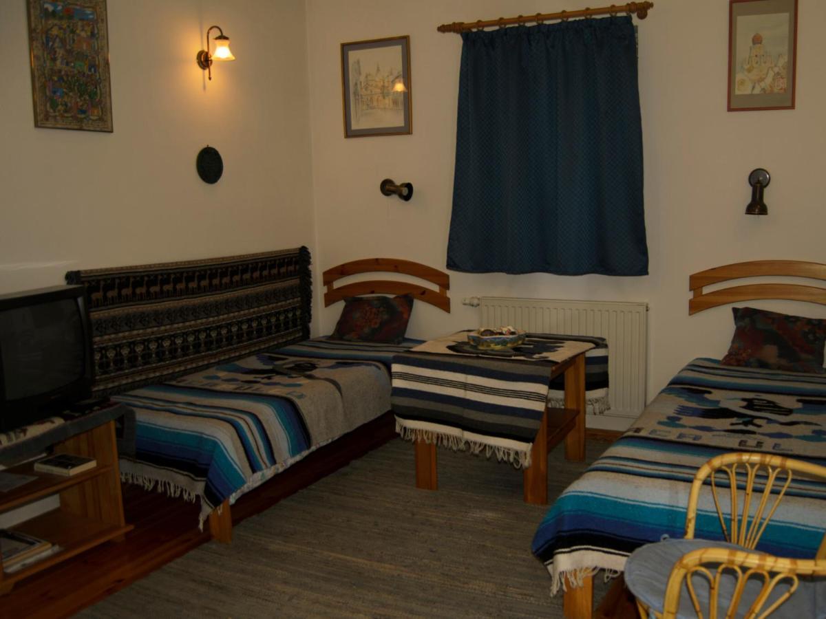 Csongradi Vendegvaro Apartmanok, Szarka Haz Екстер'єр фото